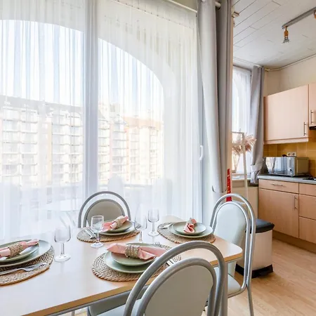 דירה Cosy 150m From The בלנקנברג